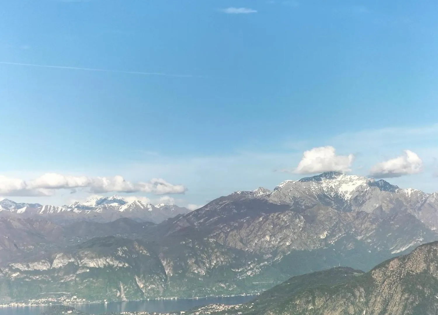 Le Casette Di Laila Colonno Italie